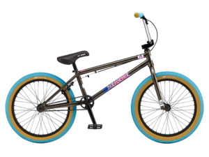 GT Performer 20.75" Gloss Trans Black