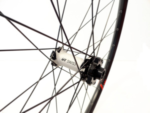 DT SWISS Zapletená kola M 1700 SPLINE TWO 29 red