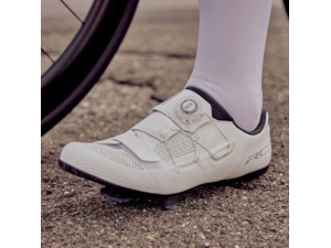 Dámské tretry SHIMANO SH-RC502 White