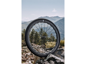 Sada kol FULCRUM Sharq Carbon HH12/142 USB