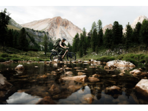 GHOST E-ASX ABS Low EQ