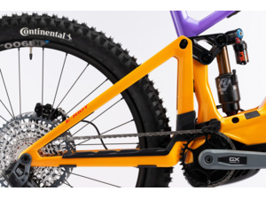 GHOST E-Riot CF Full Party