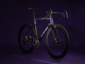 LOOK 795 Blade 2 RS Black Roaring Thunder Satin Red Axs LOOK R50D