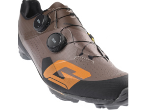 MTB tretry GAERNE G.ROCK Brown