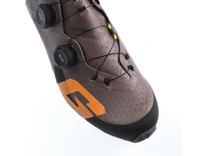 MTB tretry GAERNE G.ROCK Brown