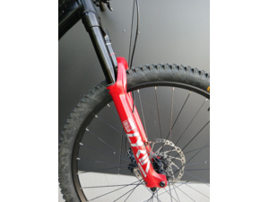 Pells Tarpan AM nestandardní černý vzorek vel. M