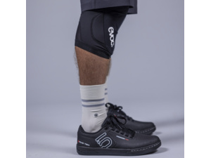 Chrániče kolen EVOC Knee Protector LS Flex Lite