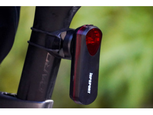 Zadní blikačka iGPSport SR30 Radar