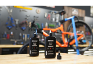 Voskový olej DYNAMIC Slick Wax 250ml