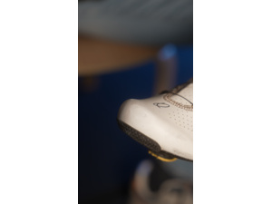 Korekční tužka pro tretry DYNAMIC Touch Up - 75ml