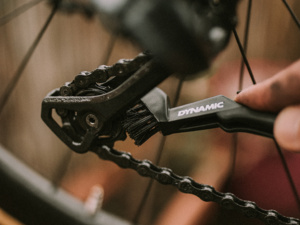 Kartáč DYNAMIC Drivetrain Detailing Brush