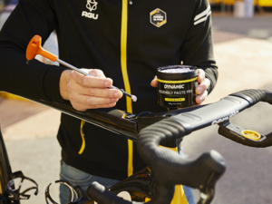 Montážní pasta DYNAMIC Assembly Paste Pro