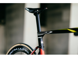 LOOK 795 Blade 2 RS Iconic Radial Campagnolo SR 13 WRL Bora WTO 60