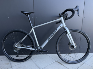 GHOST Asket AL Advanced Light Grey/Metallic Anthracite L