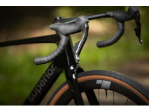 SUPERIOR XR 9.8 GR Matte Carbon/Gloss Black